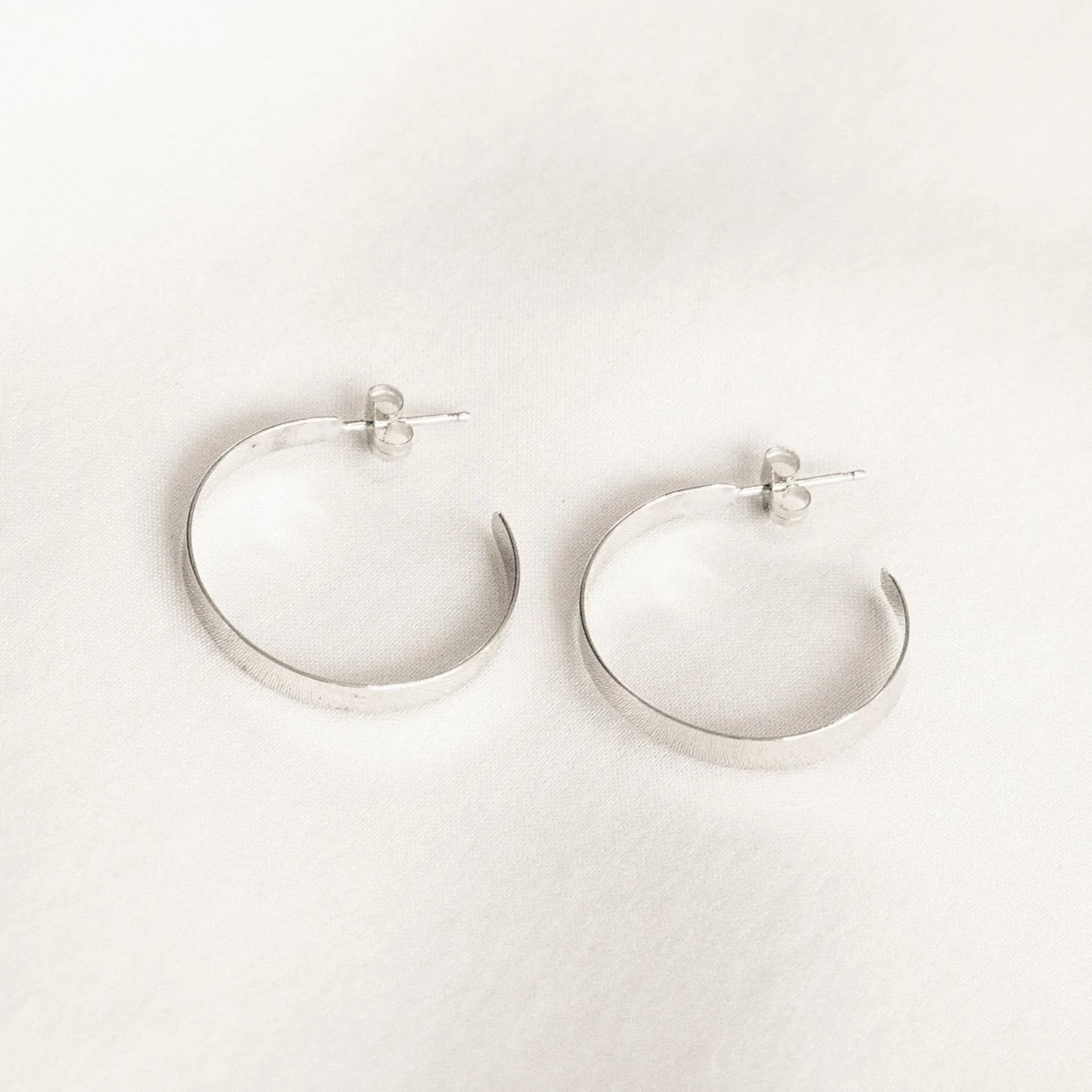 Minimal Flat Hoop Earrings