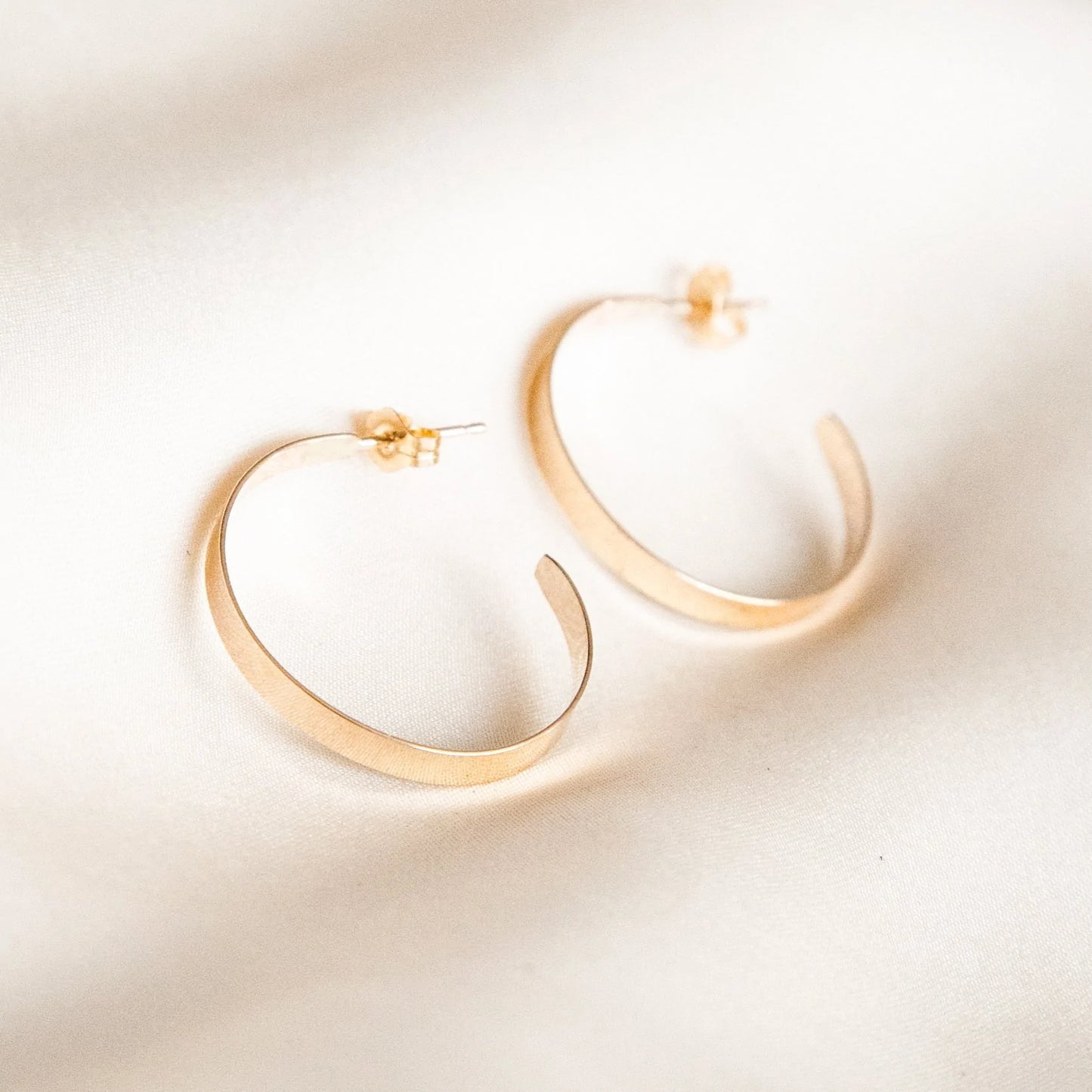 Minimal Flat Hoop Earrings